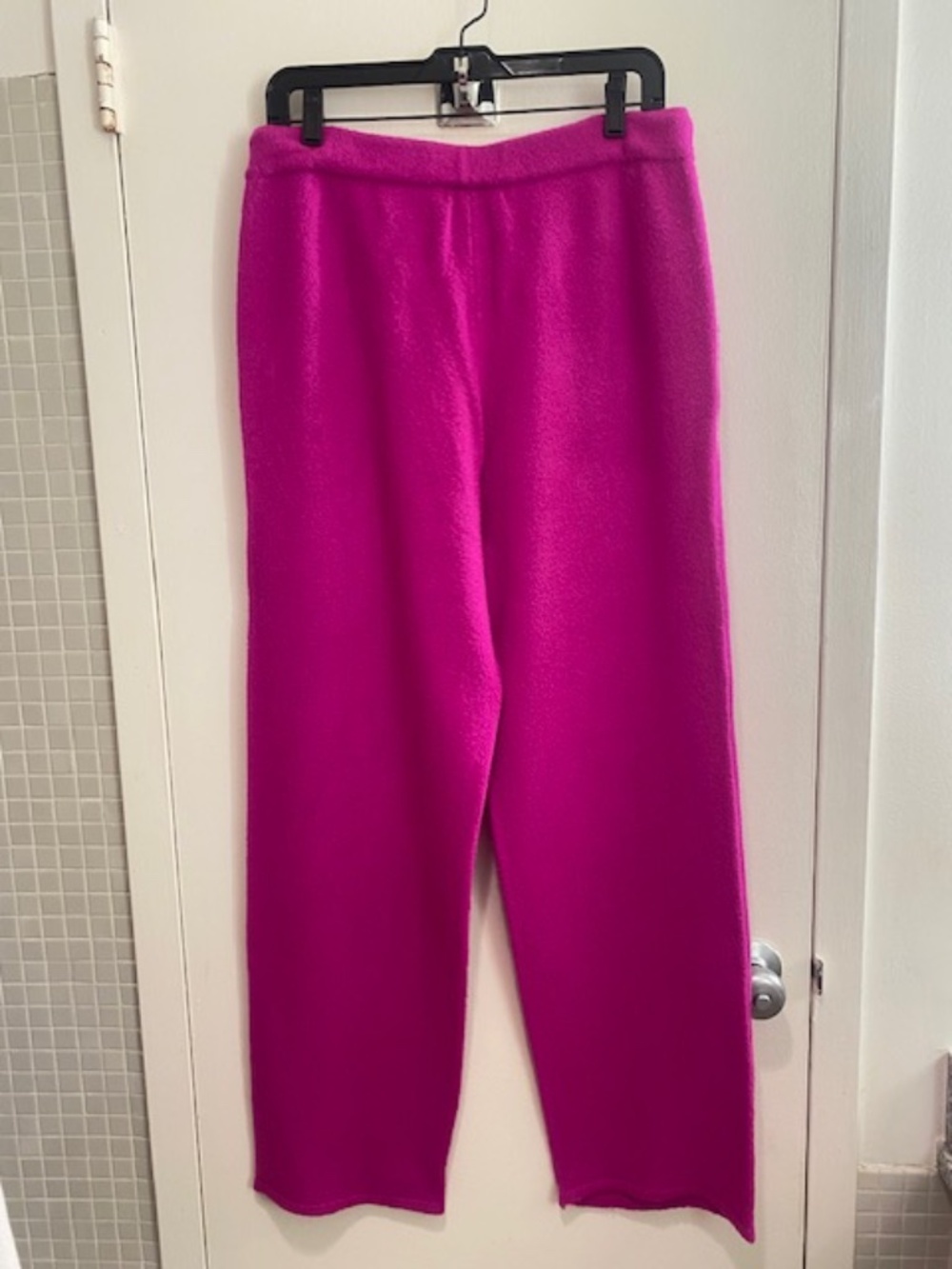 Lilly Pulitzer Bellista Wild Fuchsia Sweater Pants worn once/dry cleaned - L - Picture 8 of 8